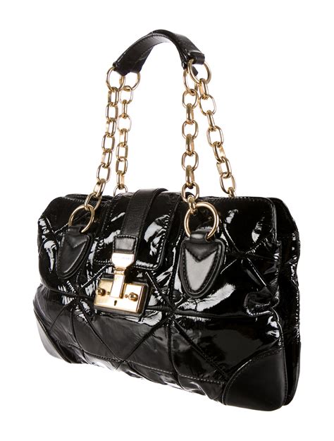 marc jacobs shoulder bags.